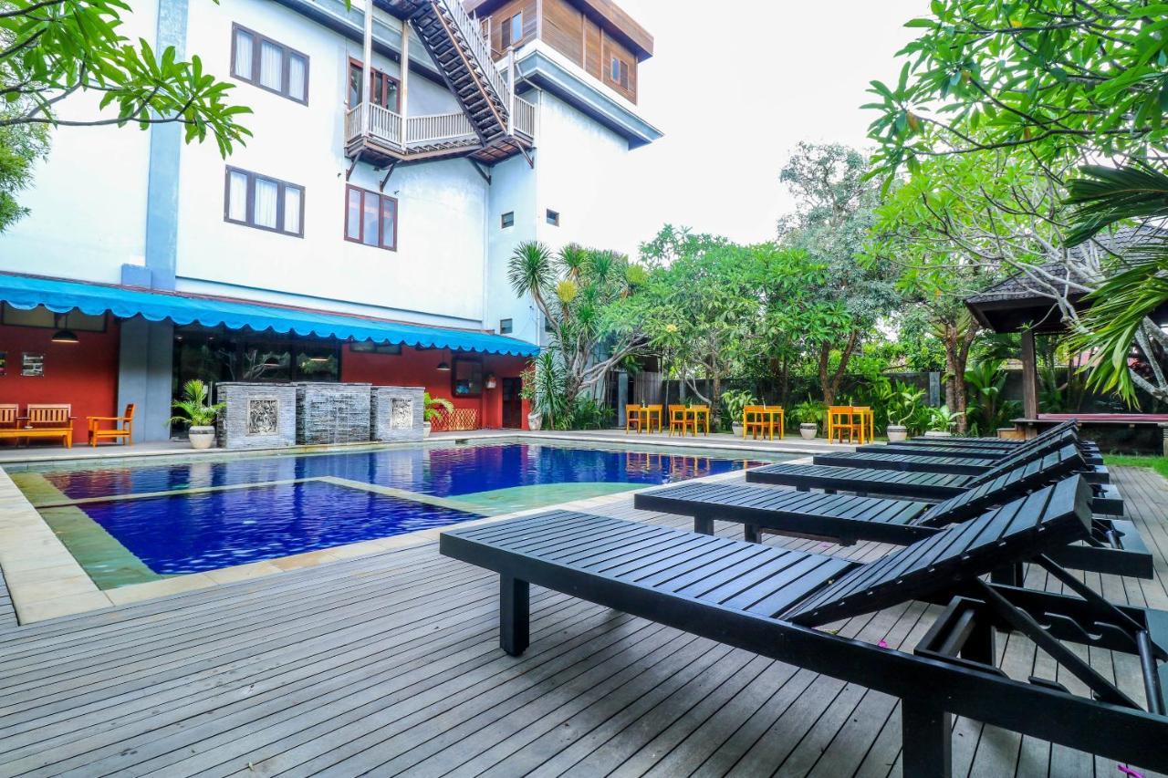 Capital O 2114 Grand Jimbaran Boutique Hotel Buitenkant foto