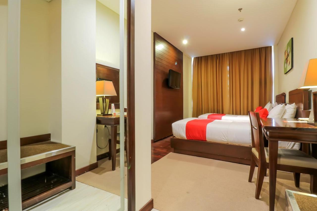 Capital O 2114 Grand Jimbaran Boutique Hotel Buitenkant foto