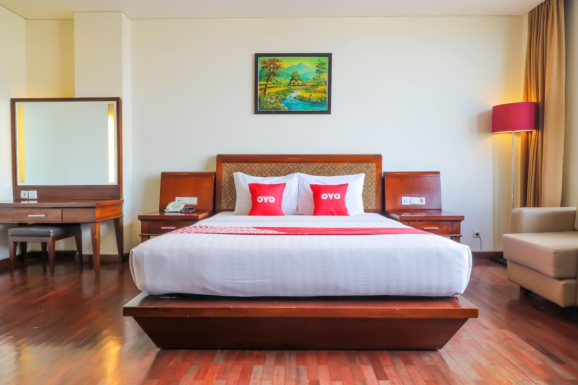 Capital O 2114 Grand Jimbaran Boutique Hotel Buitenkant foto