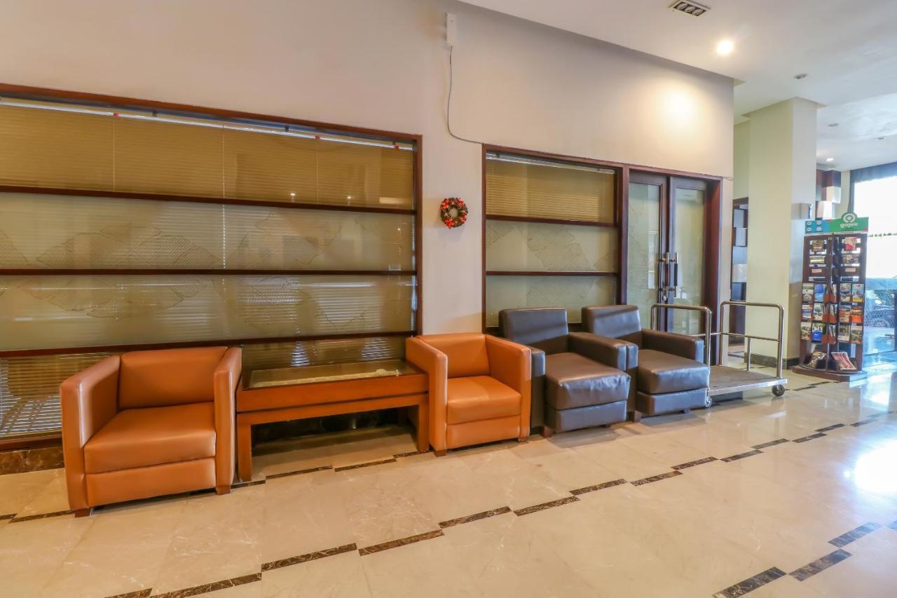Capital O 2114 Grand Jimbaran Boutique Hotel Buitenkant foto